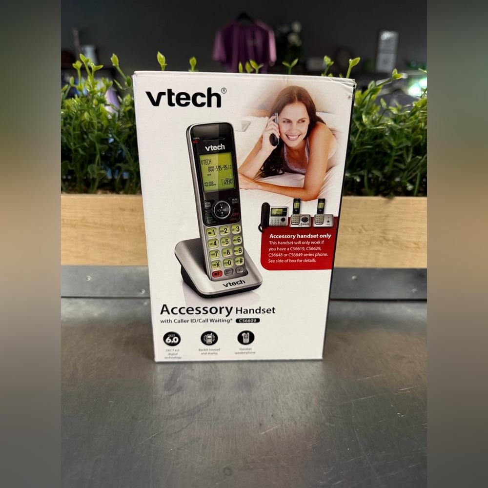 VTech CS6609 Additional Cordless Handset (new) - Picture 2 of 5